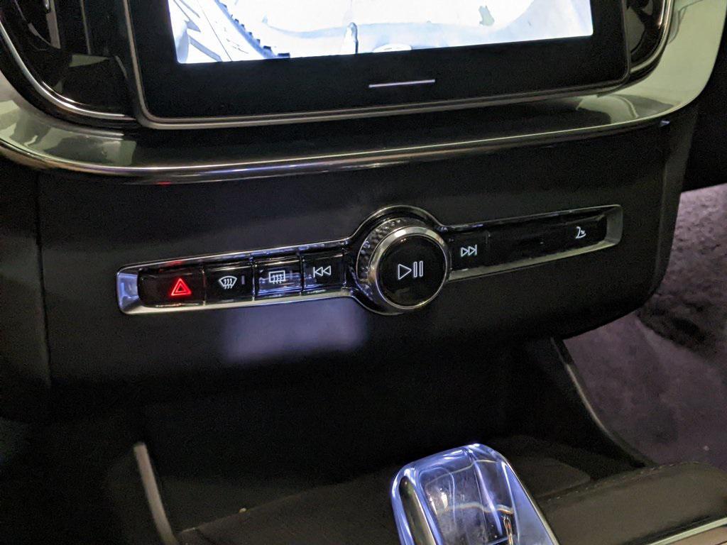 new 2025 Volvo XC90 Plug-In Hybrid car, priced at $76,736