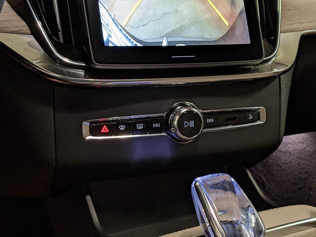 new 2026 Volvo XC90 car, priced at $76,945