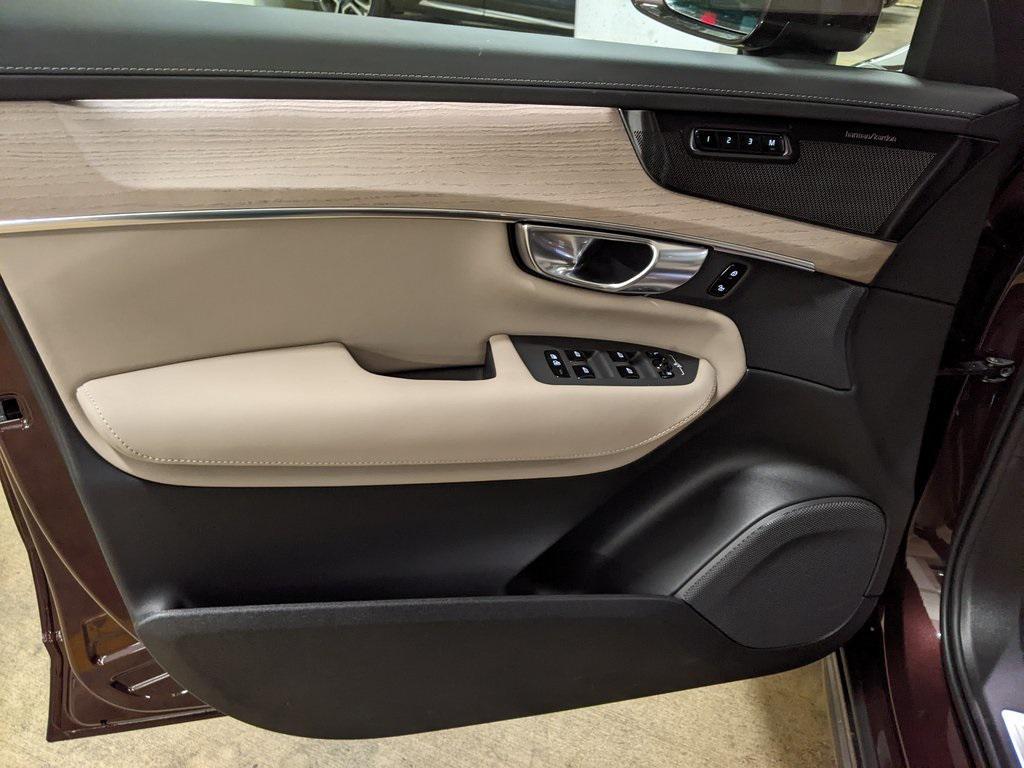 new 2026 Volvo XC90 car, priced at $76,945