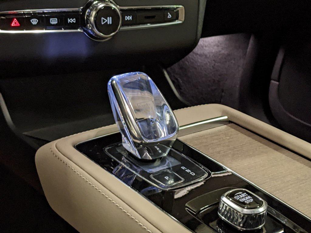 new 2026 Volvo XC90 car, priced at $76,945