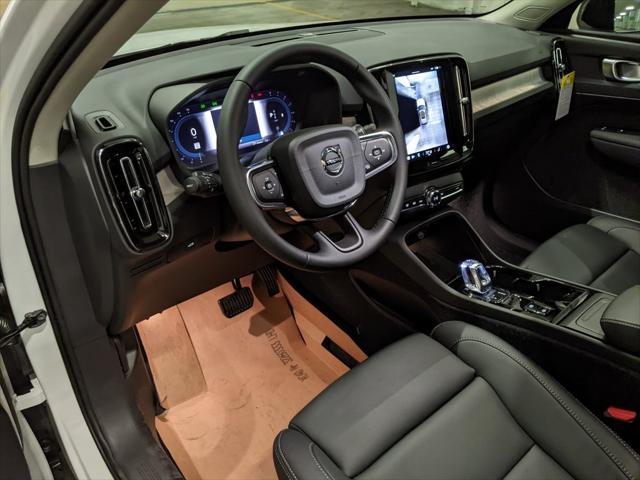 new 2025 Volvo XC40 car, priced at $49,810