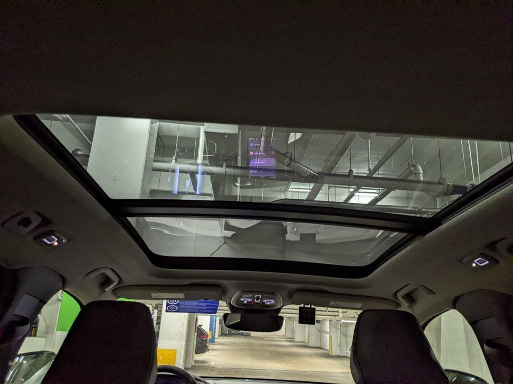 new 2025 Volvo XC40 car, priced at $50,236