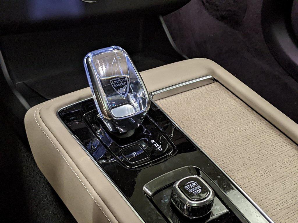 new 2025 Volvo XC90 Plug-In Hybrid car, priced at $75,045