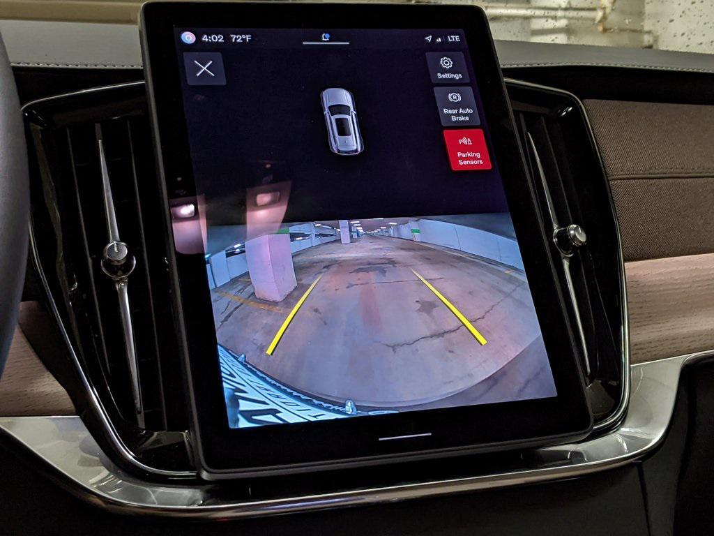 new 2025 Volvo XC90 Plug-In Hybrid car, priced at $75,045