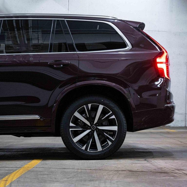 new 2025 Volvo XC90 Plug-In Hybrid car, priced at $75,045