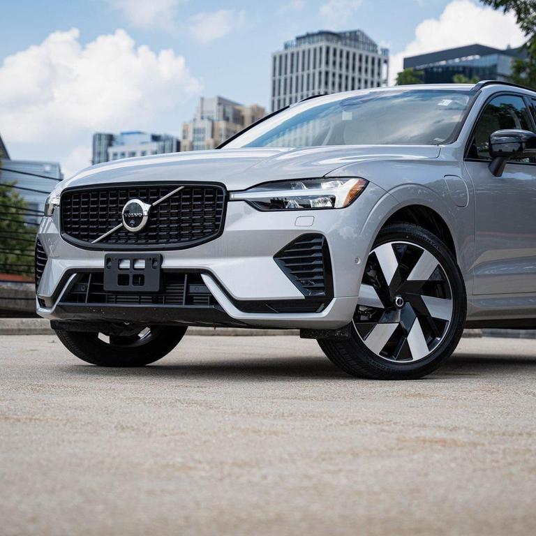 used 2024 Volvo XC60 Recharge Plug-In Hybrid car, priced at $55,000