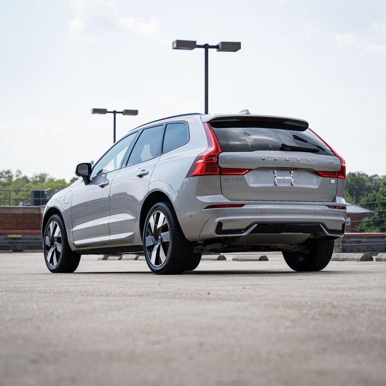 used 2024 Volvo XC60 Recharge Plug-In Hybrid car, priced at $55,000