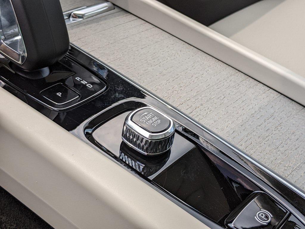 used 2024 Volvo XC60 Recharge Plug-In Hybrid car, priced at $55,000