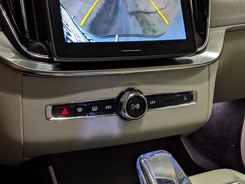 new 2026 Volvo XC90 Plug-In Hybrid car, priced at $85,625