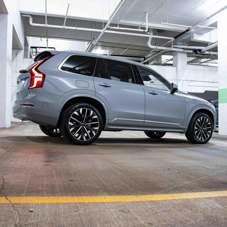 new 2026 Volvo XC90 Plug-In Hybrid car, priced at $85,625