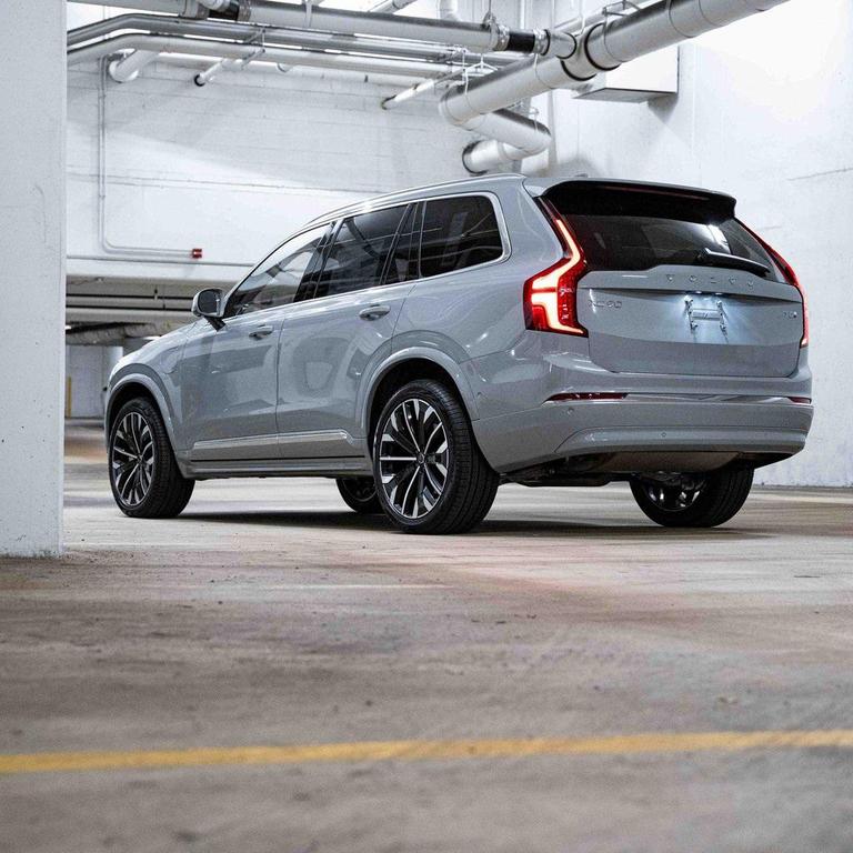 new 2026 Volvo XC90 Plug-In Hybrid car, priced at $85,625
