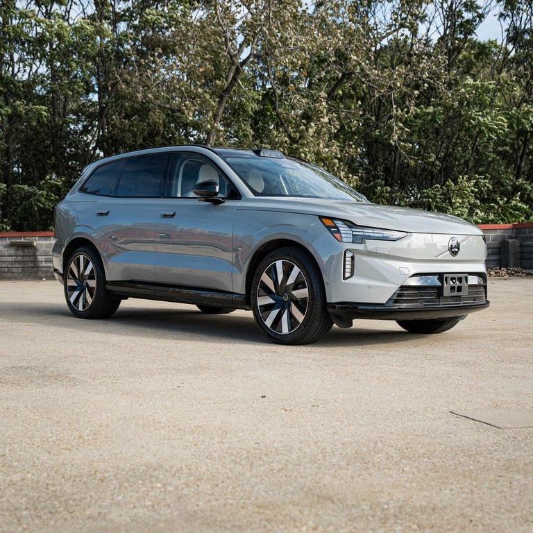 used 2025 Volvo EX90 car, priced at $64,500