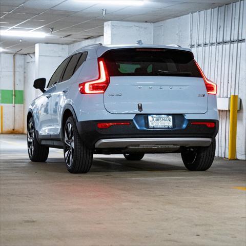 new 2025 Volvo XC40 car, priced at $51,550