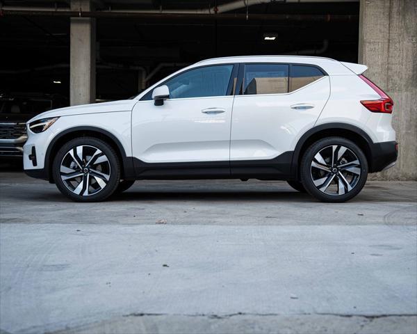 new 2025 Volvo XC40 car, priced at $49,790