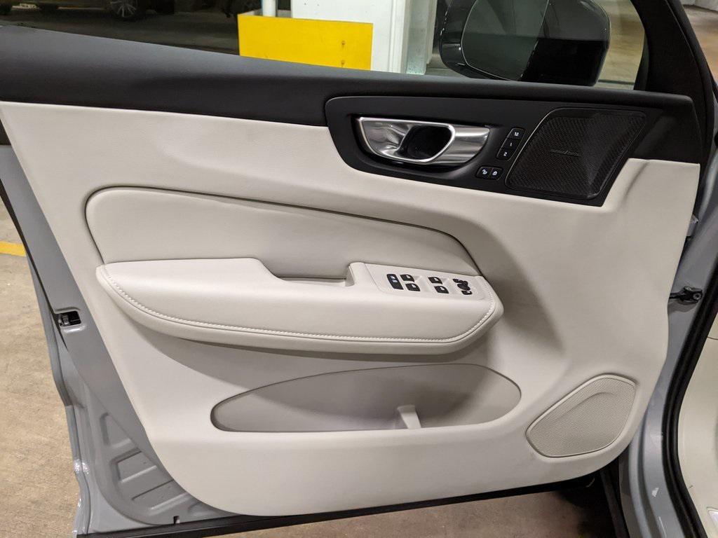 new 2026 Volvo XC60 car, priced at $63,935