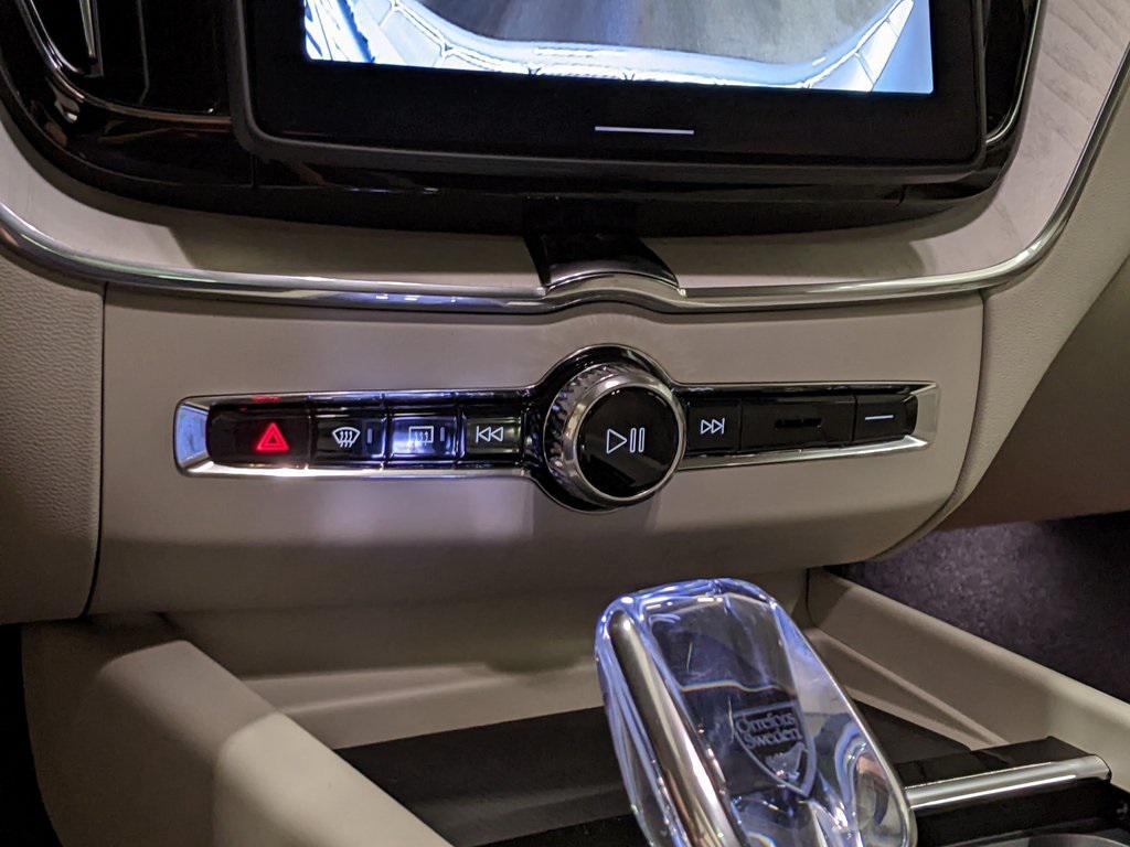 new 2026 Volvo XC60 car, priced at $63,935