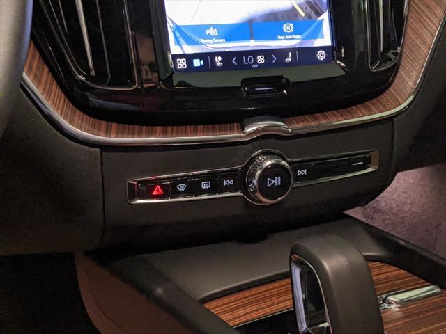 new 2025 Volvo XC60 car, priced at $55,360