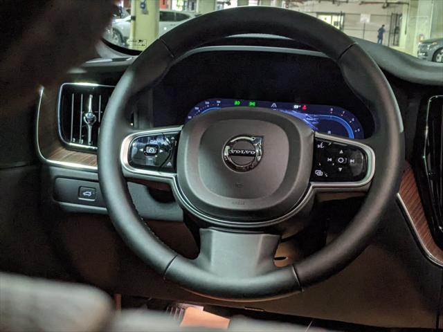 new 2025 Volvo XC60 car, priced at $55,360