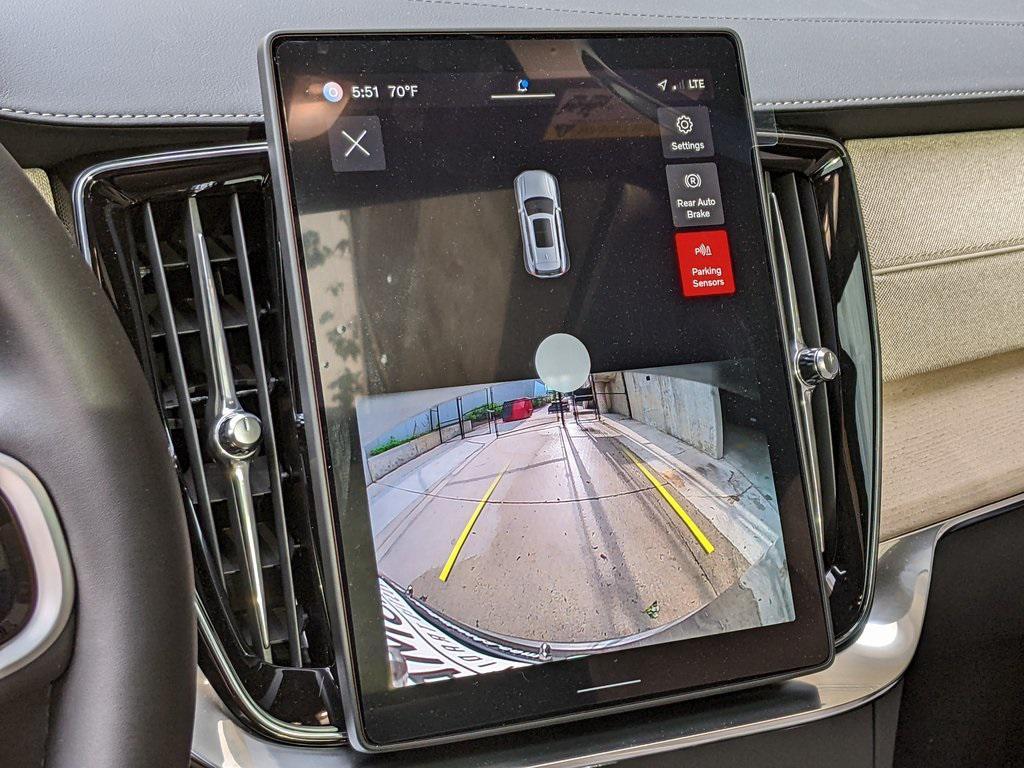 new 2025 Volvo XC90 Plug-In Hybrid car, priced at $73,036