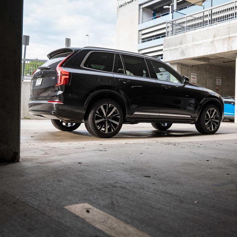 new 2025 Volvo XC90 Plug-In Hybrid car, priced at $73,036