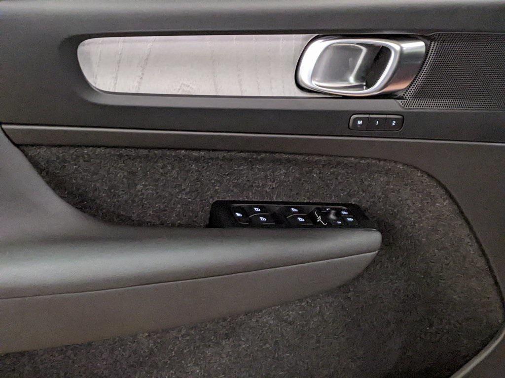 new 2026 Volvo XC40 car, priced at $50,150