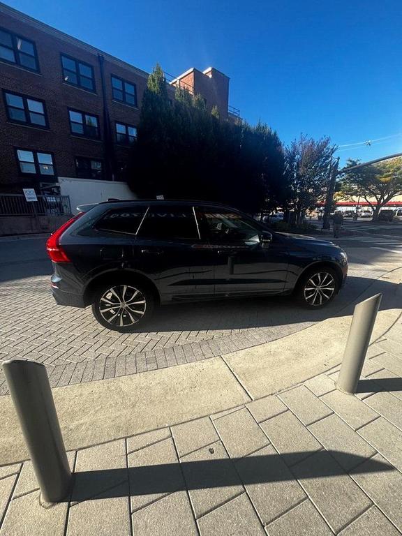 used 2023 Volvo XC60 car, priced at $39,500
