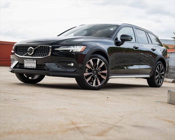 used 2023 Volvo V60 Cross Country car, priced at $43,999