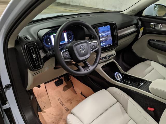 new 2025 Volvo XC40 car, priced at $47,695