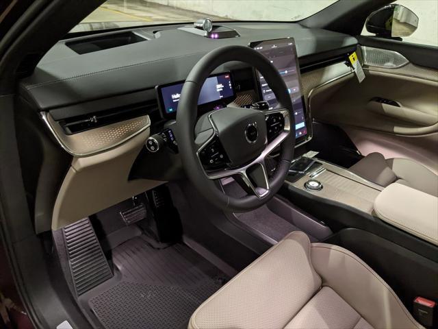 new 2025 Volvo EX90 car, priced at $97,035