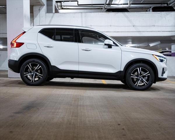 new 2025 Volvo XC40 car, priced at $45,215