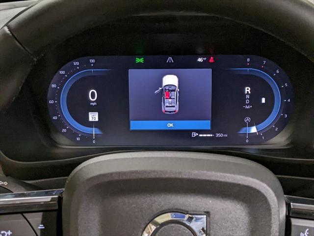 new 2025 Volvo XC40 car, priced at $46,035