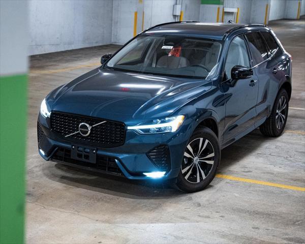 new 2025 Volvo XC60 car, priced at $49,885