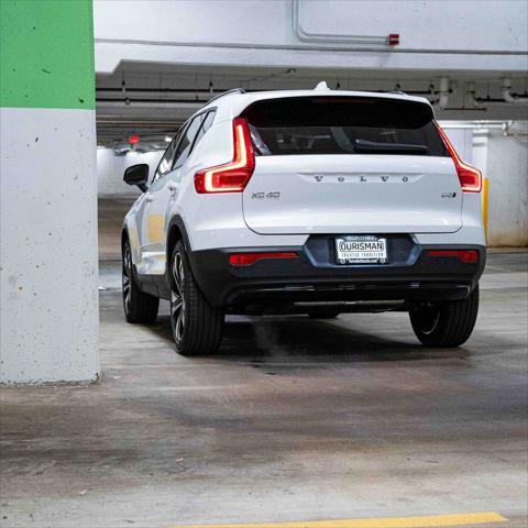 new 2025 Volvo XC40 car, priced at $51,550