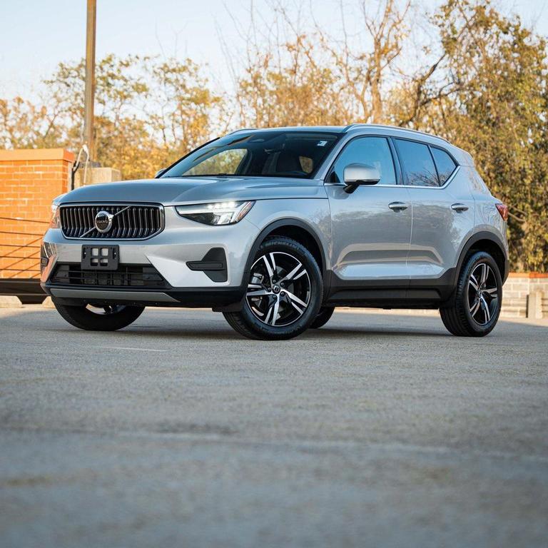 used 2025 Volvo XC40 car, priced at $33,000