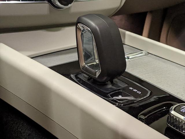 new 2025 Volvo XC60 Plug-In Hybrid car, priced at $66,260