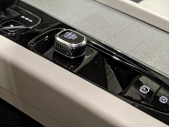 new 2025 Volvo XC60 Plug-In Hybrid car, priced at $66,260