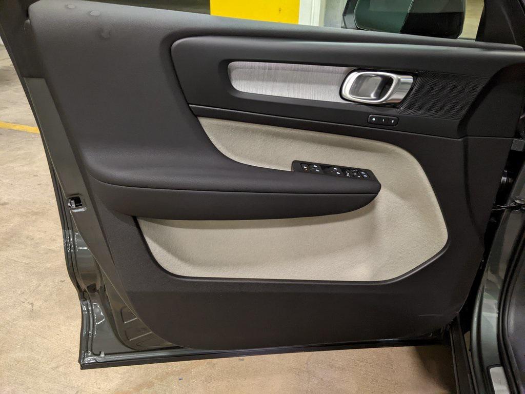 new 2026 Volvo XC40 car, priced at $46,750