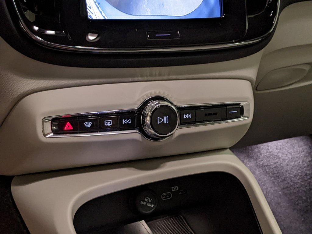 new 2026 Volvo XC40 car, priced at $46,750