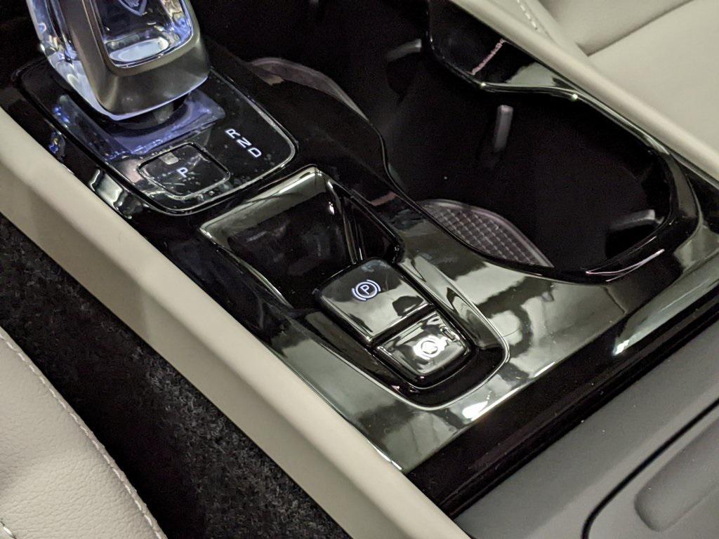 new 2026 Volvo XC40 car, priced at $46,750