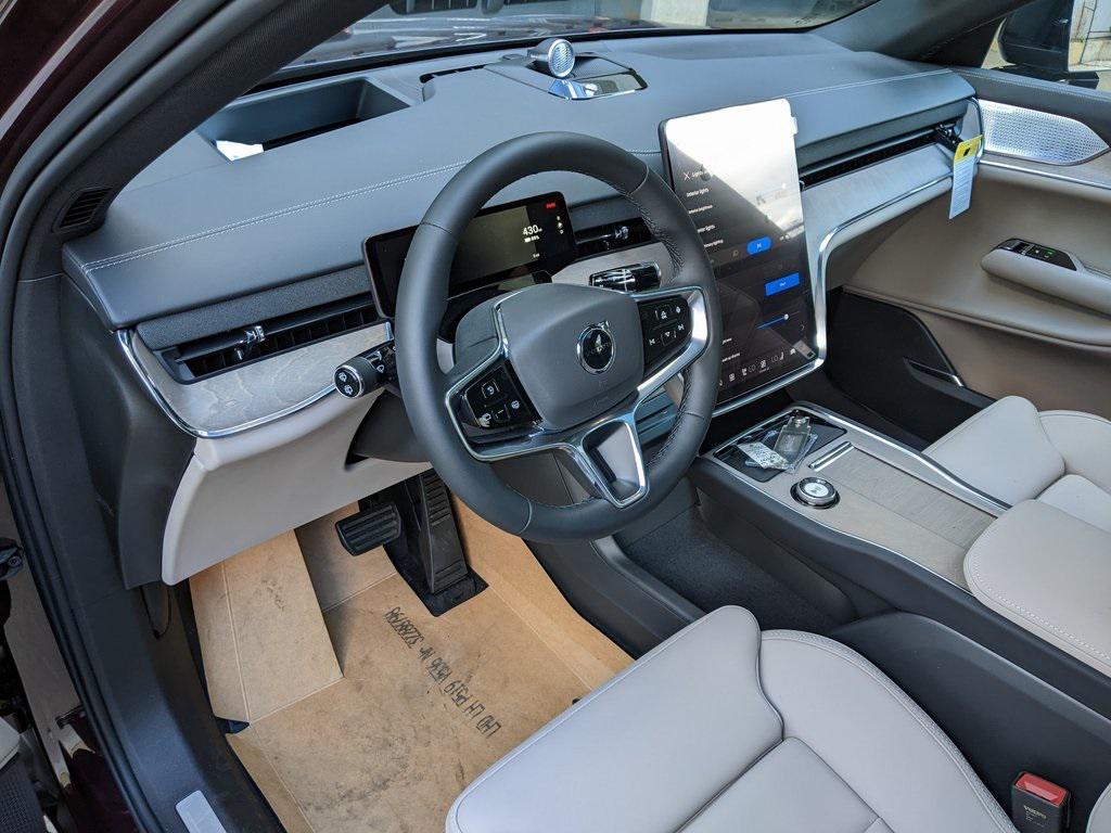 new 2025 Volvo EX90 car, priced at $88,840