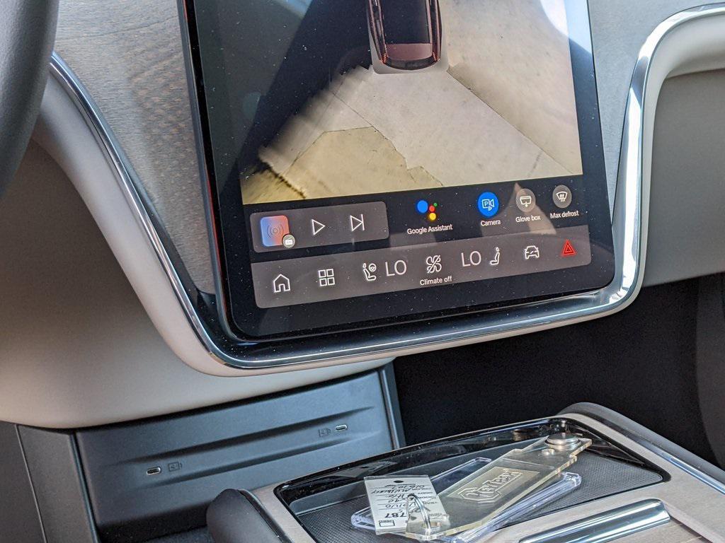 new 2025 Volvo EX90 car, priced at $88,840