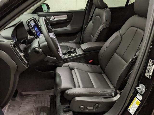 new 2025 Volvo XC40 car, priced at $49,590