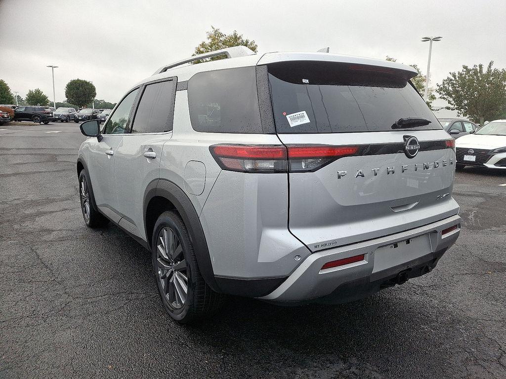 new 2025 Nissan Pathfinder car, priced at $49,235
