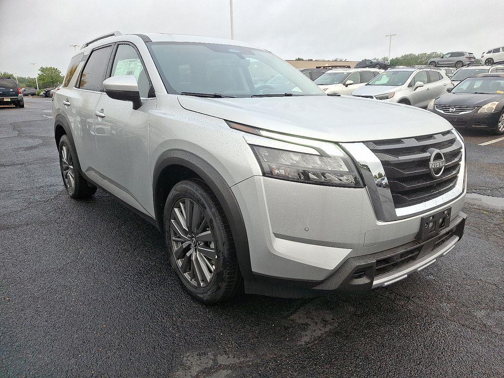 new 2025 Nissan Pathfinder car, priced at $49,235