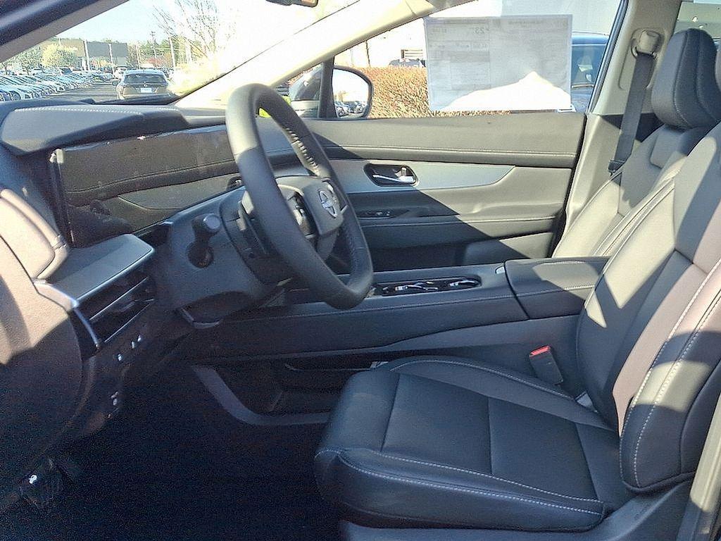 new 2025 Nissan Murano car, priced at $49,985