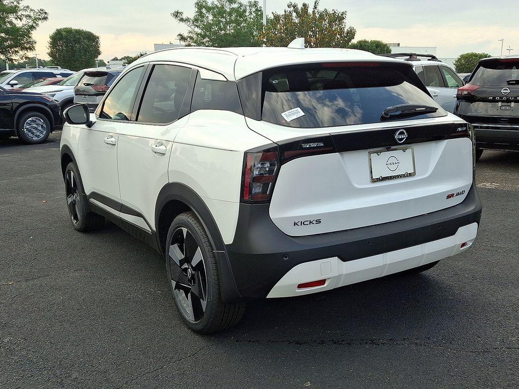 new 2025 Nissan Kicks car, priced at $29,955
