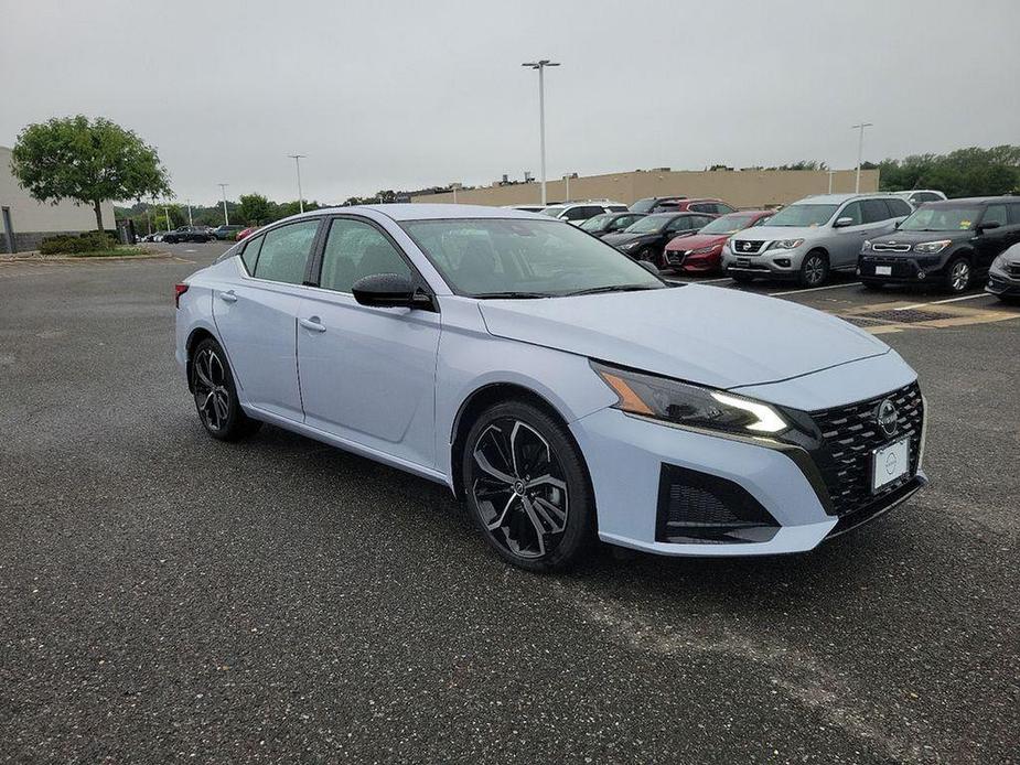 new 2025 Nissan Altima car, priced at $31,405