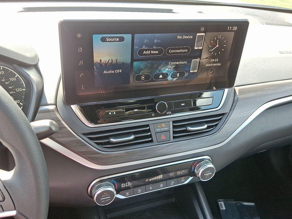 new 2025 Nissan Altima car, priced at $30,750