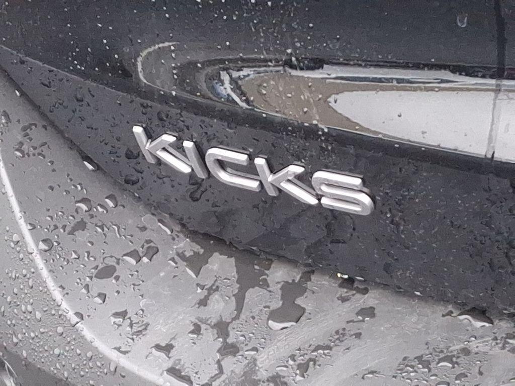 new 2025 Nissan Kicks car, priced at $29,960