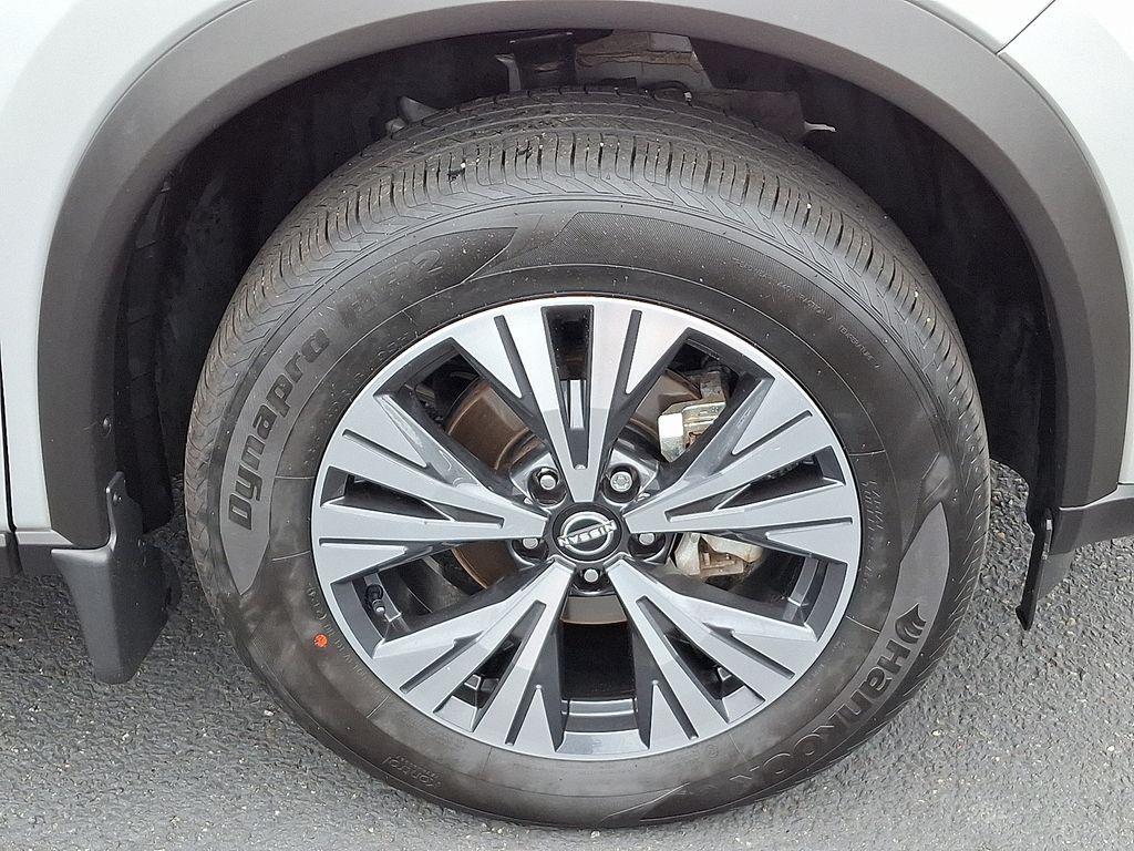 used 2023 Nissan Rogue car, priced at $25,127